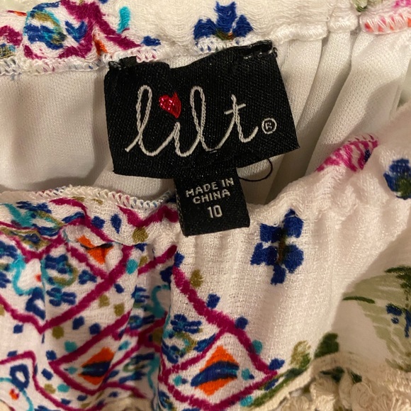 Lilt‎ Colorful Patterned Garment - Picture 3 of 6